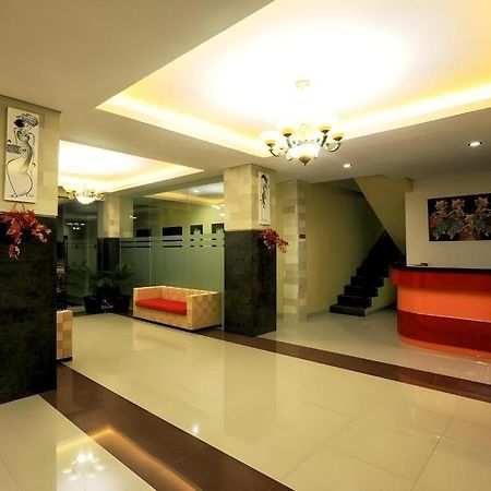 Bali Mega Hotel Jimbaran Esterno foto