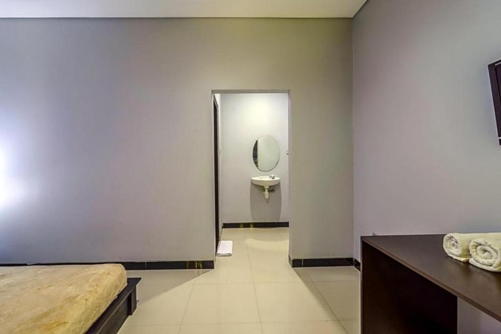 Bali Mega Hotel Jimbaran Esterno foto