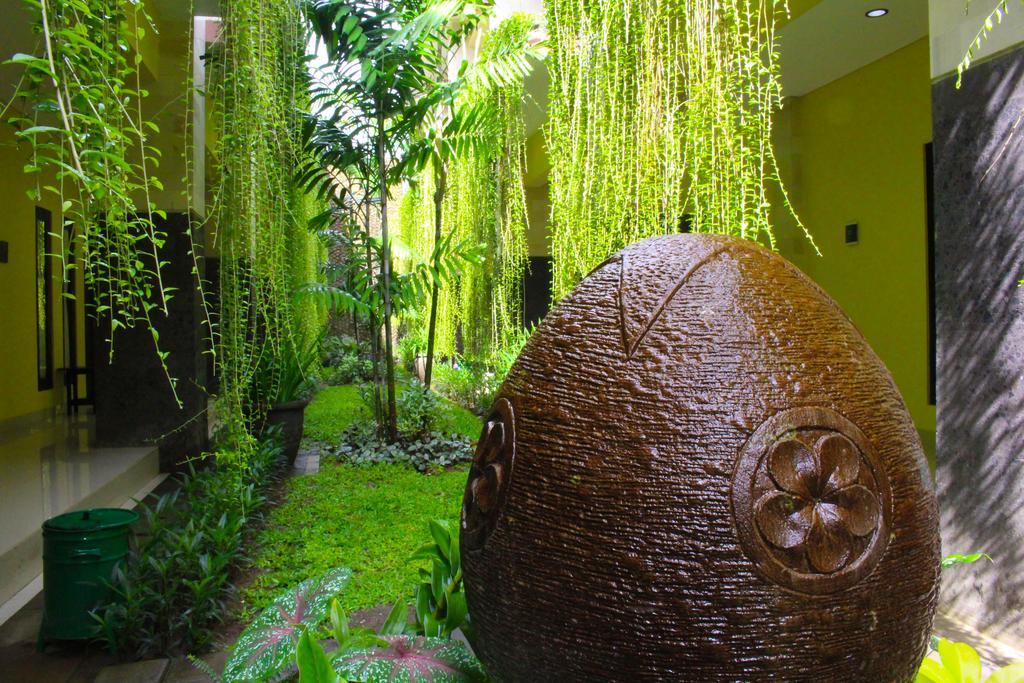 Bali Mega Hotel Jimbaran Esterno foto