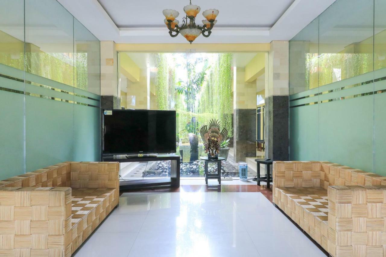 Bali Mega Hotel Jimbaran Esterno foto